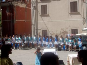 Ragazze pon pon Festa Vallemare 2007 by Igino Mancini