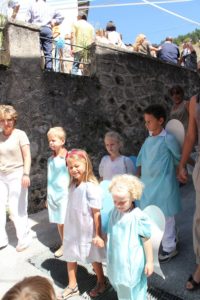 Angeli in Processione Vallemare 2011